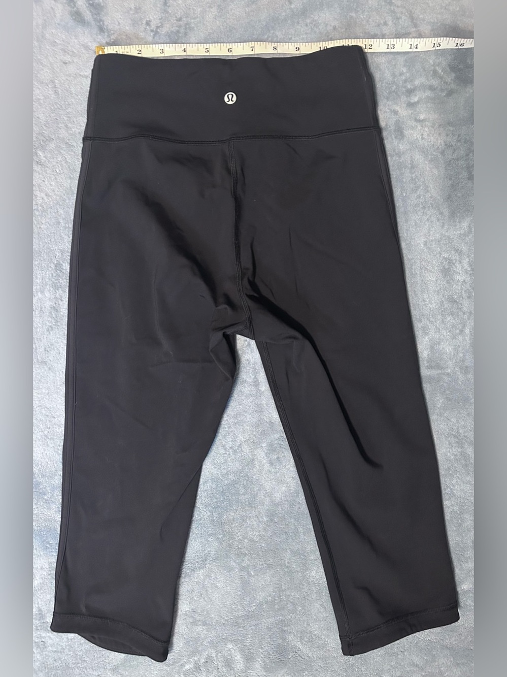 lululemon athletica Black High-Rise Cropped Leggings